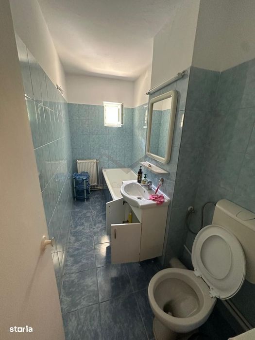 Apartament 2 camere decomandat etajul 1 strada Diminetii