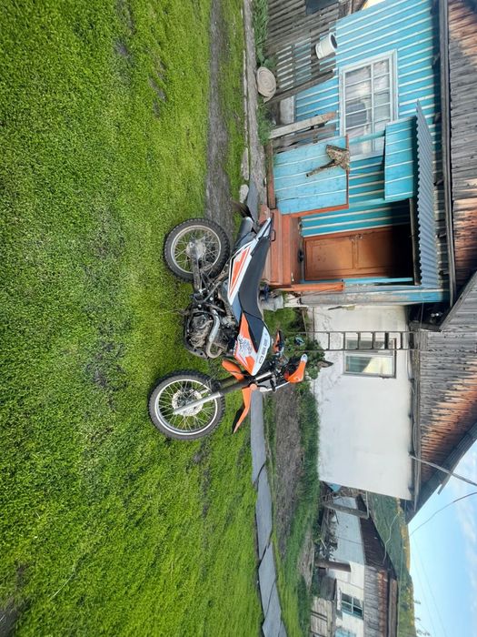 Продам матоцикл эндуро 250