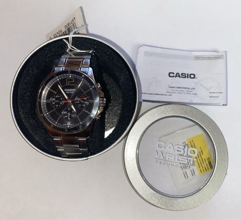 Наручные часы касио,оригинал.