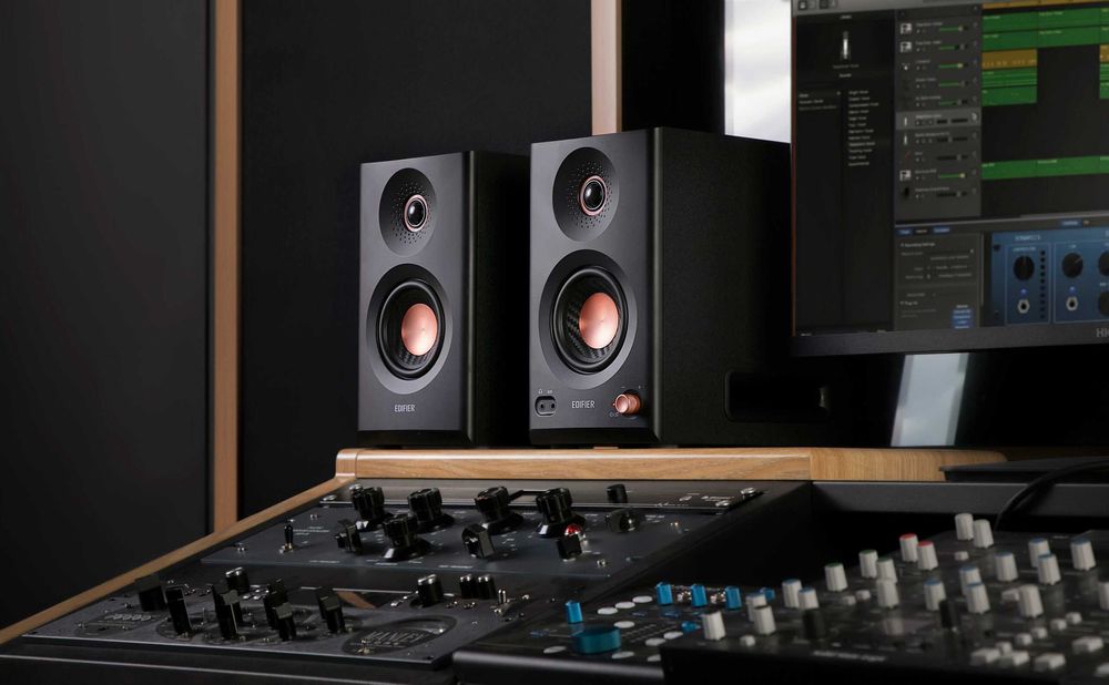 Edifier MR5 — мощная акустическая система для студии. Есть доставка