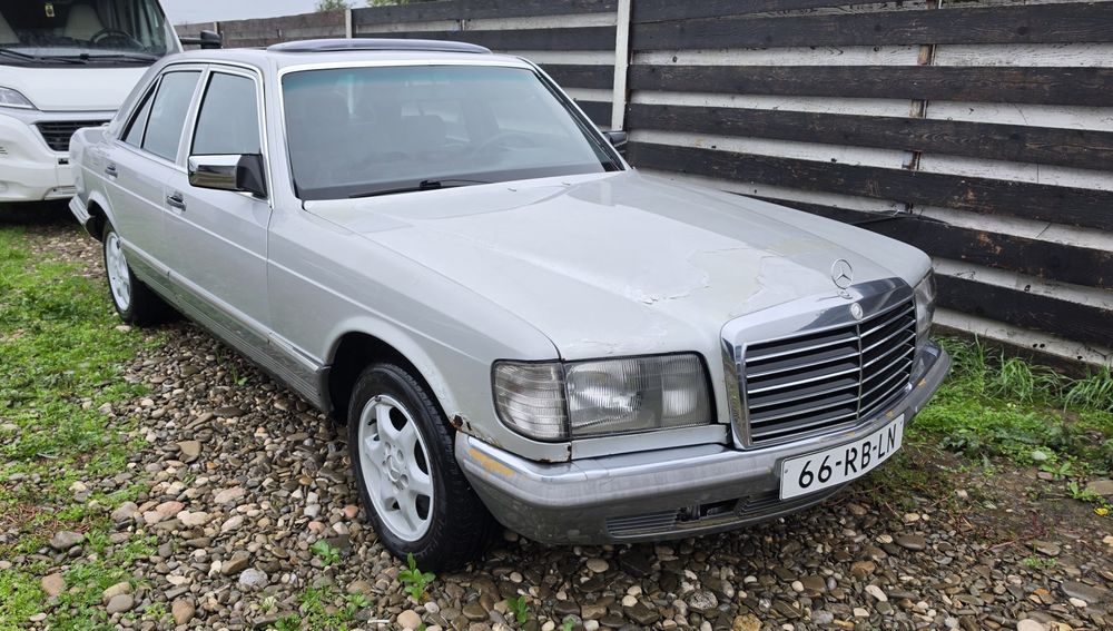 Mercedes-Benz W126