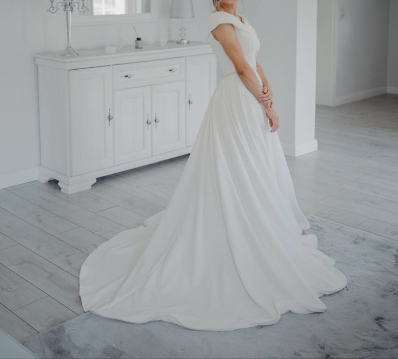 Rochie mireasa simpla