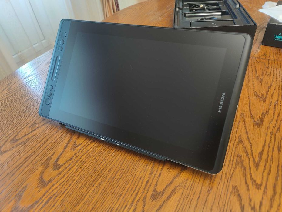 Графический планшет Huion Kamvas Pro 13