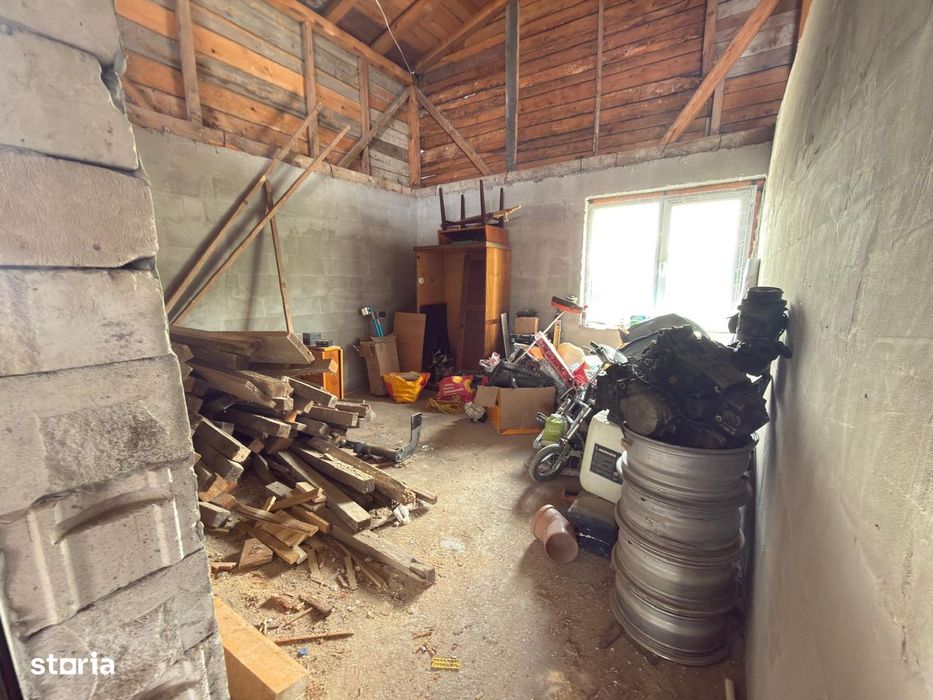 Casa noua, 300mp, P+E+M, amprenta 120mp, teren 500mp, Vanatori, Galati