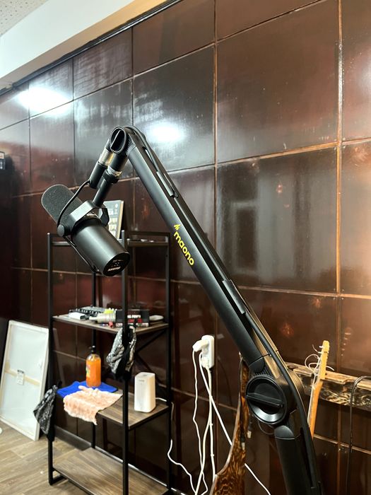 Продам микрофон Shure SM7B + предуселитель Dbx 286s + Пред.ус Dynamite