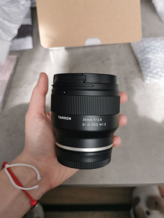 Tamron 35mm f/2.8  ГАРАНЦИЯ Sony E (FE)