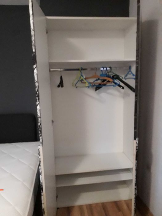 Обзавеждане -запазени мебели за хол и детска