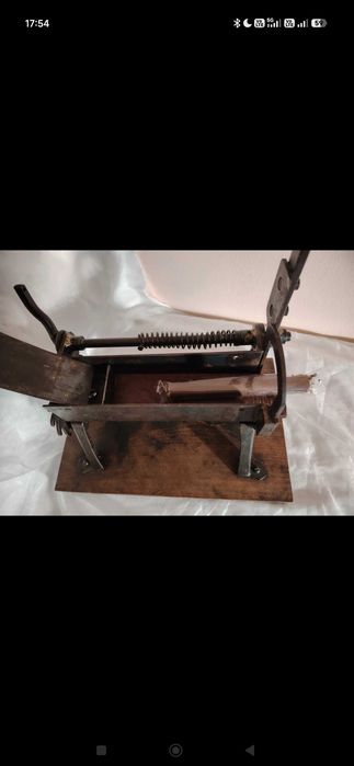 Menghină veche tăiat frunze tutun anii 1880