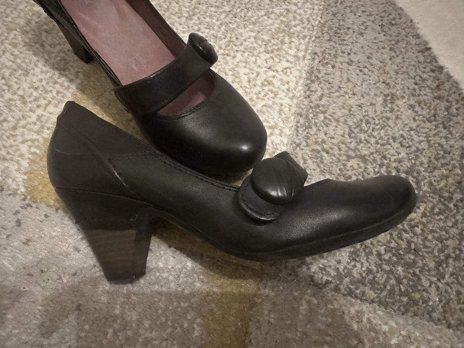 Обувки  Picolinos