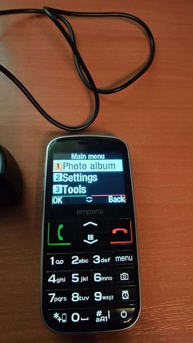 Telefonul Mobil Simplu și Sigur