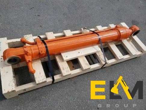 Гидроцилиндры рукоять, подъем, ковша на Экскаваторы