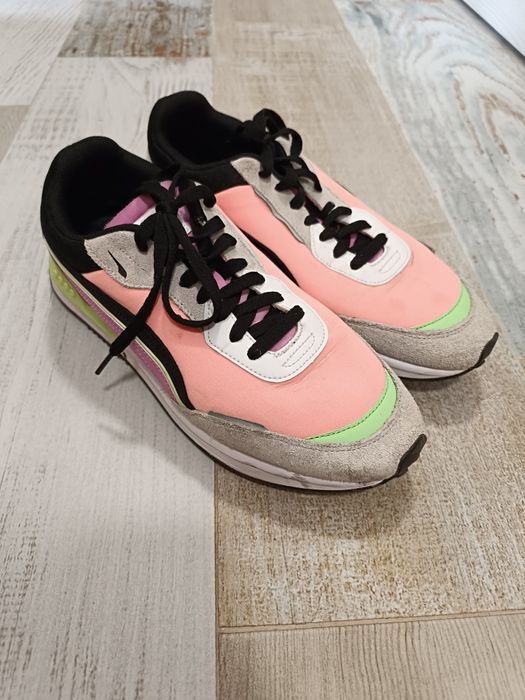 Спортни обувки Puma