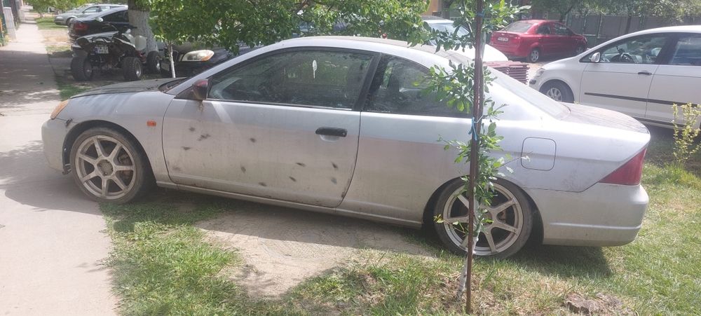 Vand honda civic em2