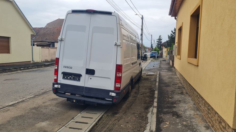 Vând Iveco Daily AUTOMAT