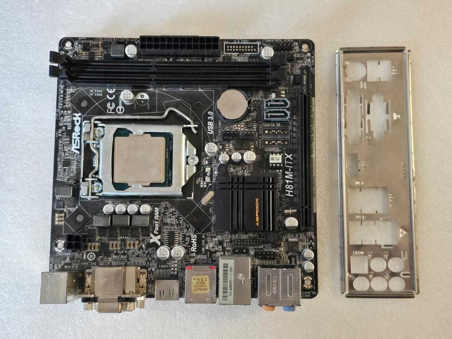 Placa de baza ASRock H81M-ITX LGA 1150 + Procesor Intel G3250