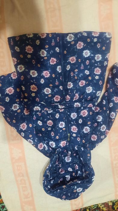 Куртка на девочку 9-10 лет