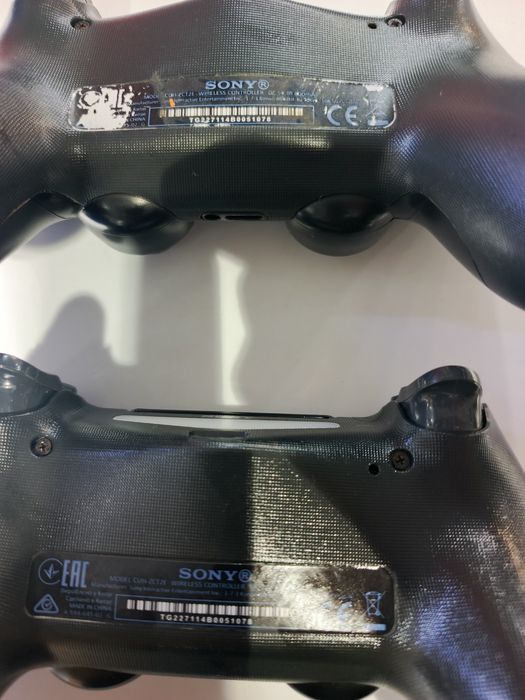 Sony PlayStation 4 джойстики