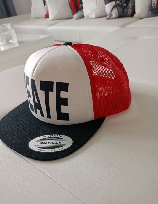 Vând Șapcă fashion, mărime reglabila,noua , calitate.