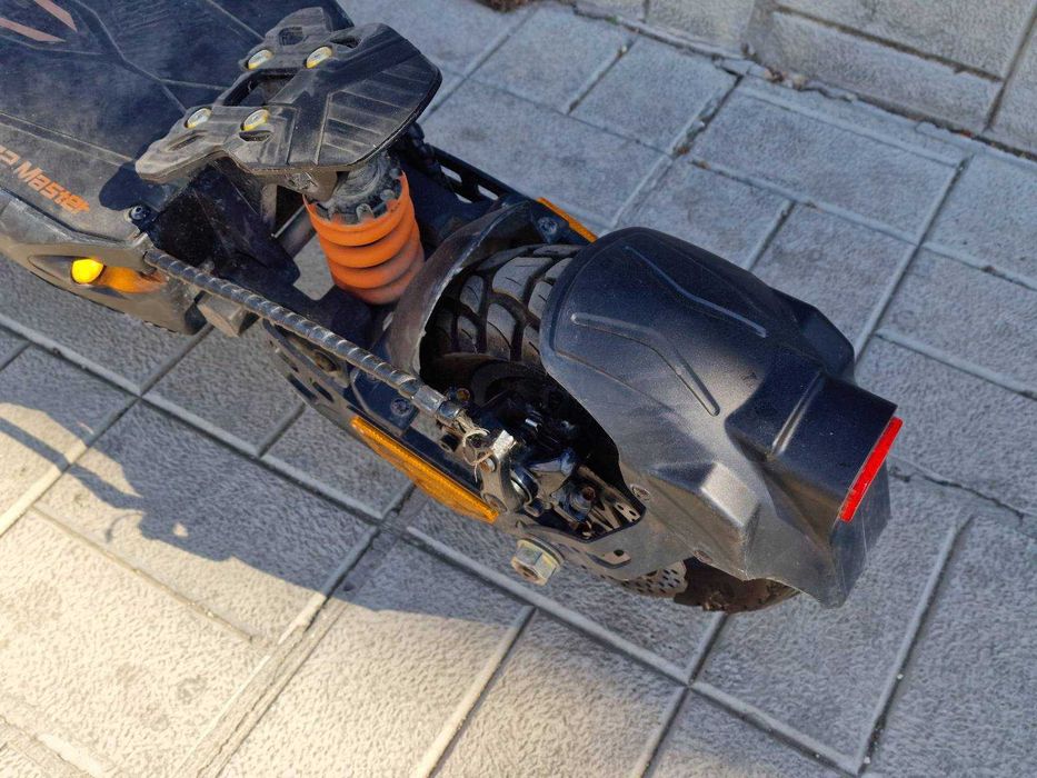 Електрическа тротинетка KuKirin G2 Master