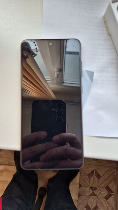 Samsung s21FE смартфон