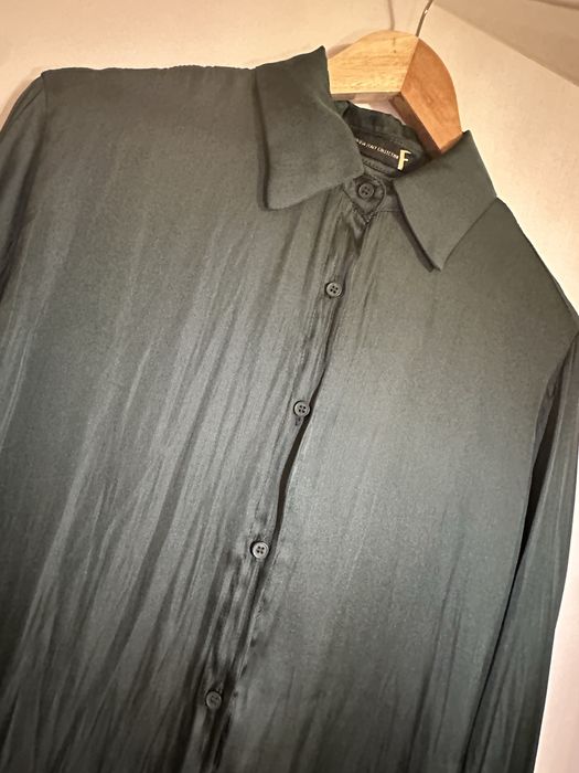 Риза в зелено