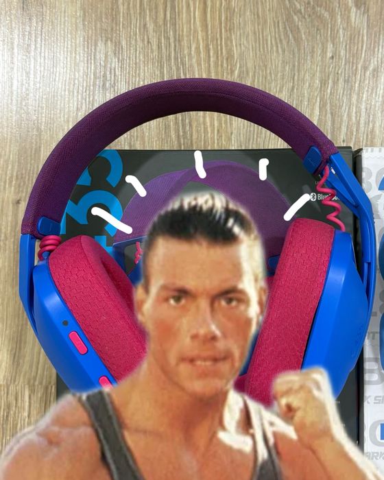 Клавиатура, мышь и прочая компьютерная переферия.