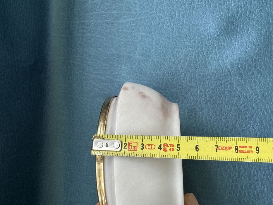 Мраморен пепелник , масивен , с месингов обков