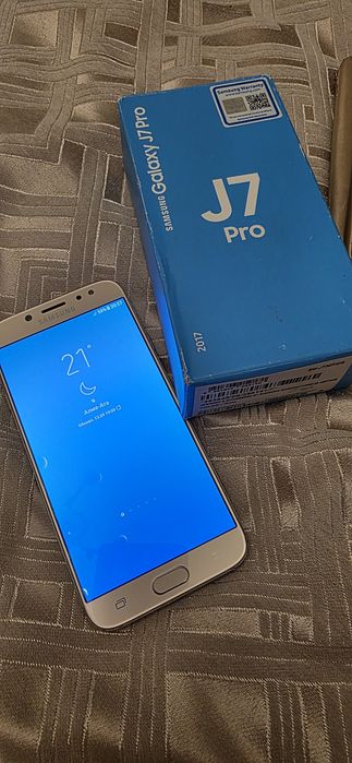 Samsung Galaxy J 7 PRO