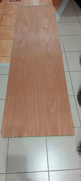 Furnir lemn natural mahon pentru mobila boxe  etc