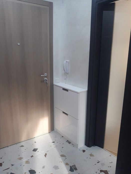 Дава се под наем Двустаен апартамент в Пловдив, Младежки Хълм - 70 кв.м за 612 € - Снимка #7