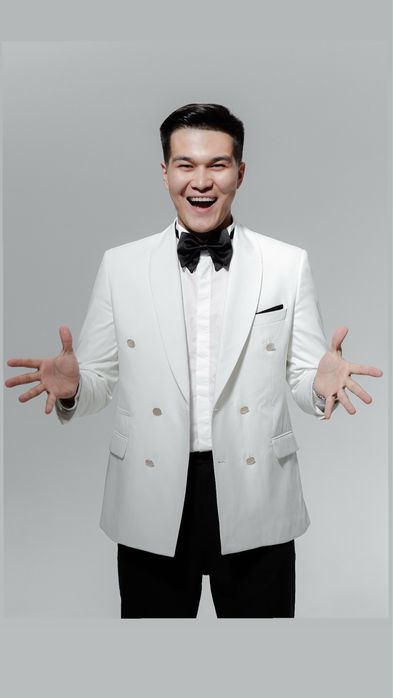 Тамада Шоумен Асаба Ведущий Баян Домбыра Гитара