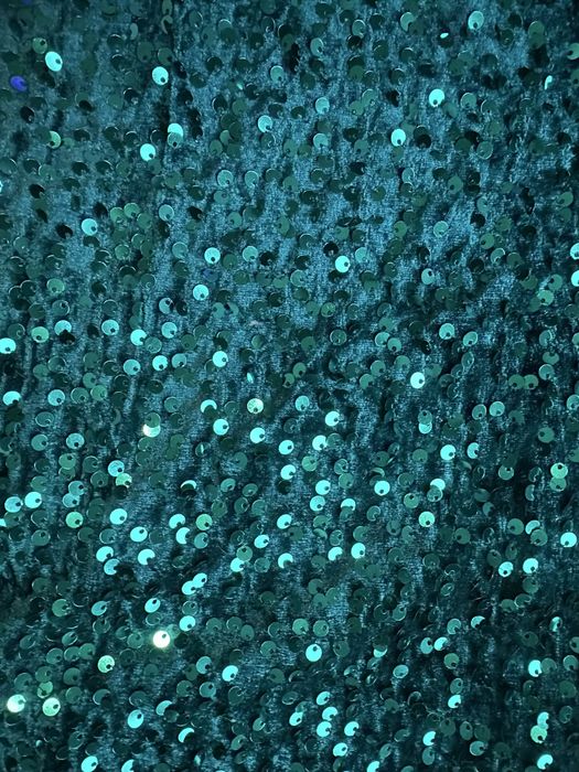 Нова къса зелена рокля с пайети