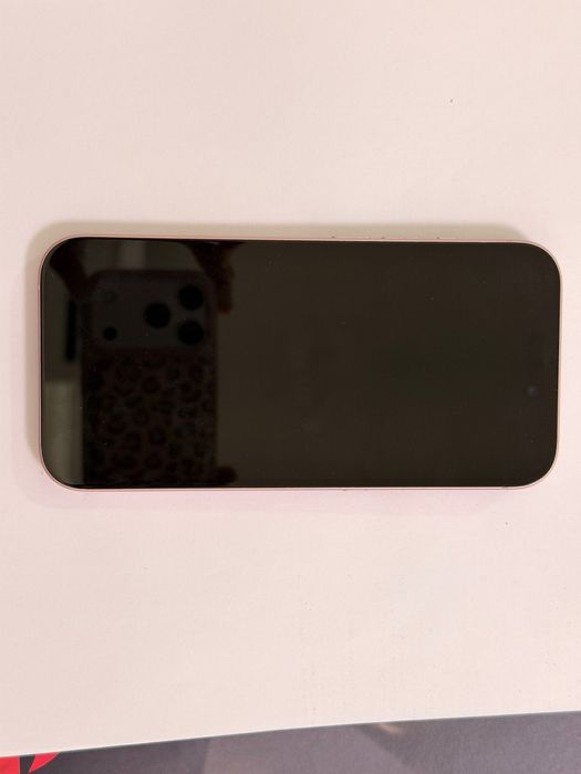 iPhone 15 128ГБ в отличном состоянии