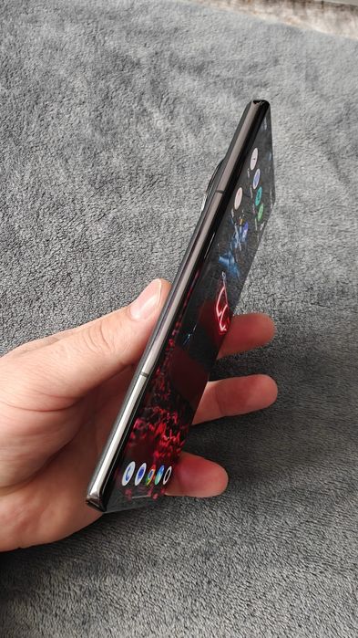 Vivo X100 Pro / 16 +16 GB RAM
