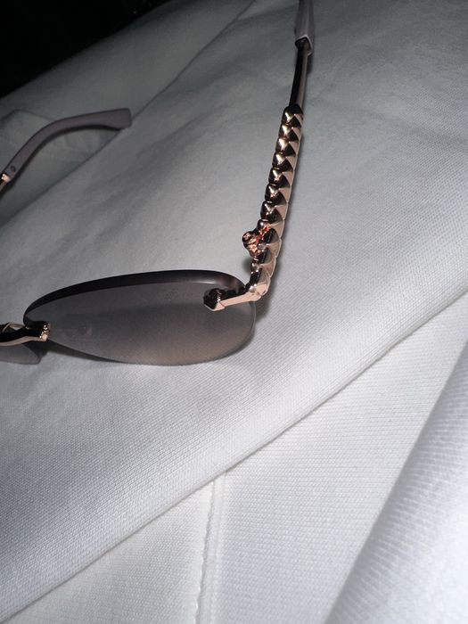 Модерни слънчеви очила