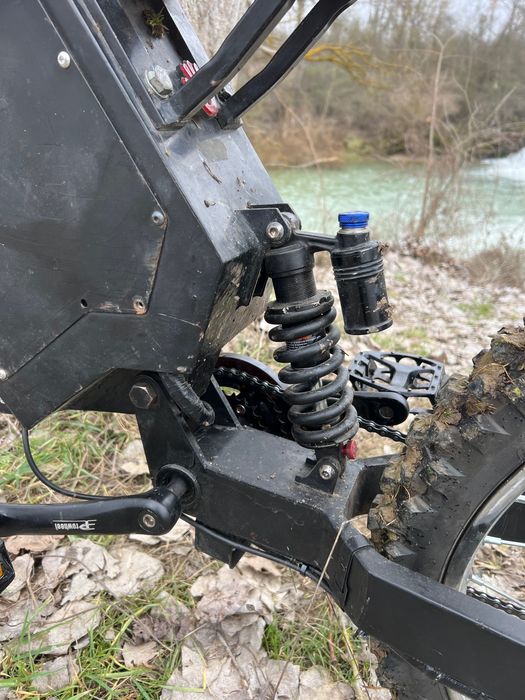 SurRon - stealth bomber