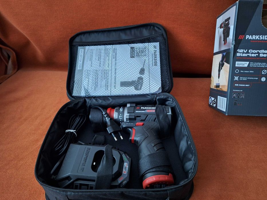 Bormasina de gaurit si insurubat  Performance Brushless,  acum+ inc