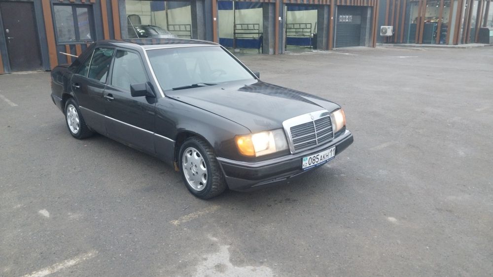 Мерседес 124 2.3 мотор корпка хрдовка жаксы кузов