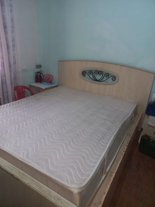 Продам кровать для спальни