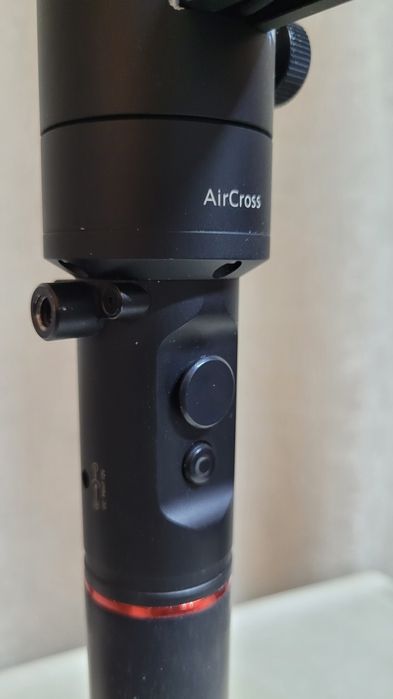 Стабилизатор для камерыMoza Air Cross