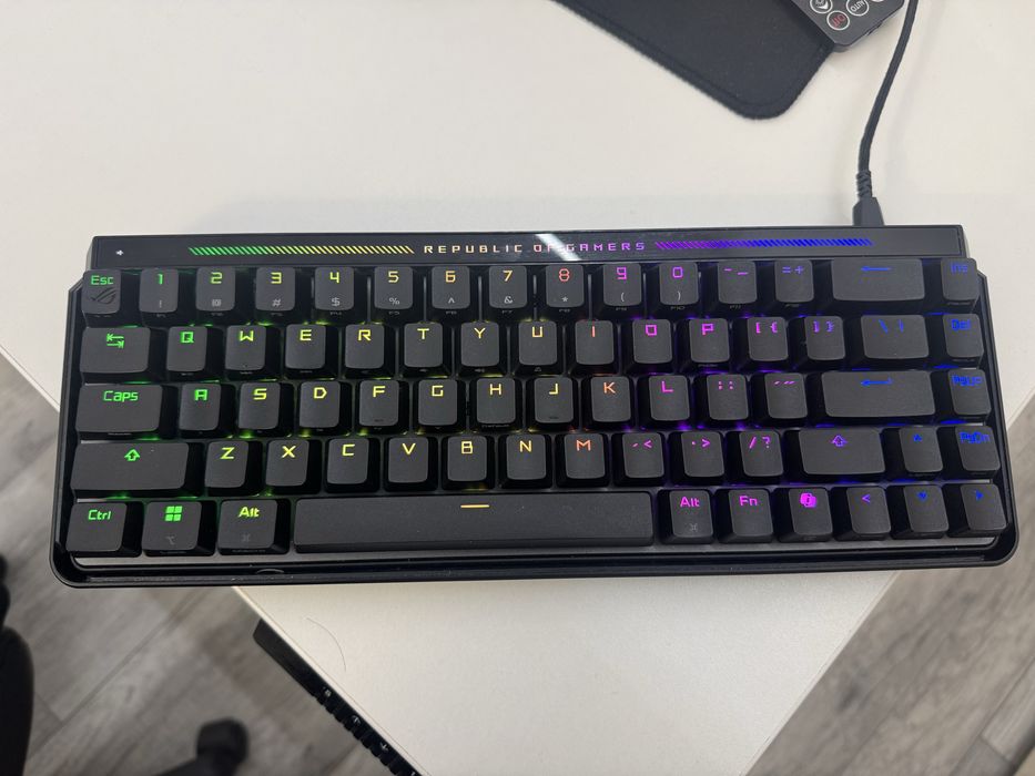 Tastatura Asus Rog Falchion Ace HFX