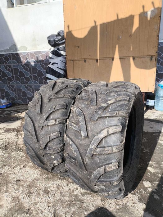 Vând două cauciucuri ATV Dunlop 25x10-12