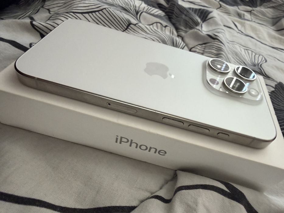 Iphone 15 pro white 128GB
