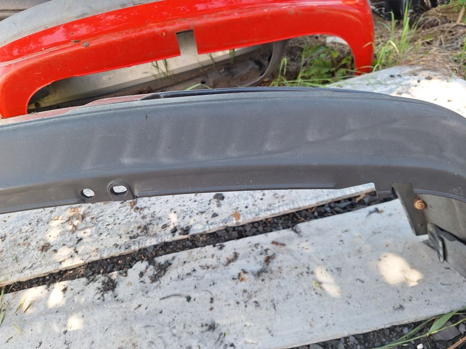 Предна броня за Golf 3