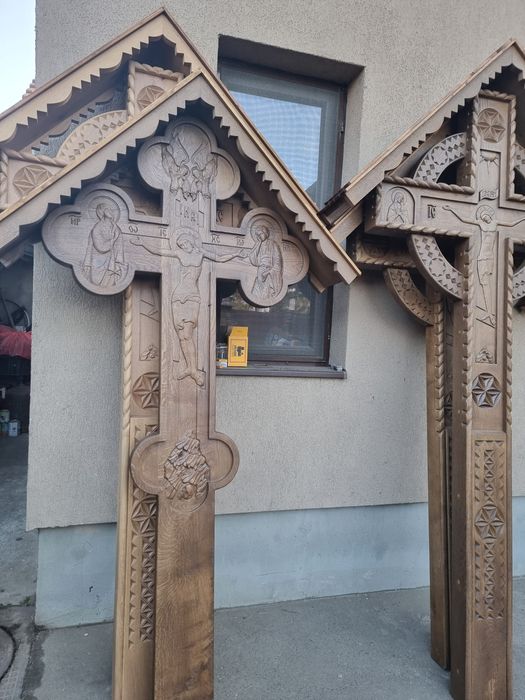 Troițe și cruci ortodoxe