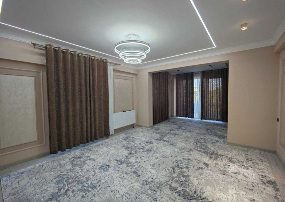 Продается 3 комн квартира на улице Бабура V668