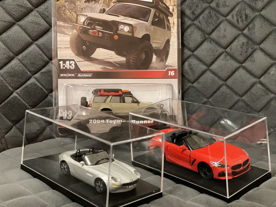 Hot Wheels,акрилна витрина за 8 колички, витрина за 1 кола на 1:43