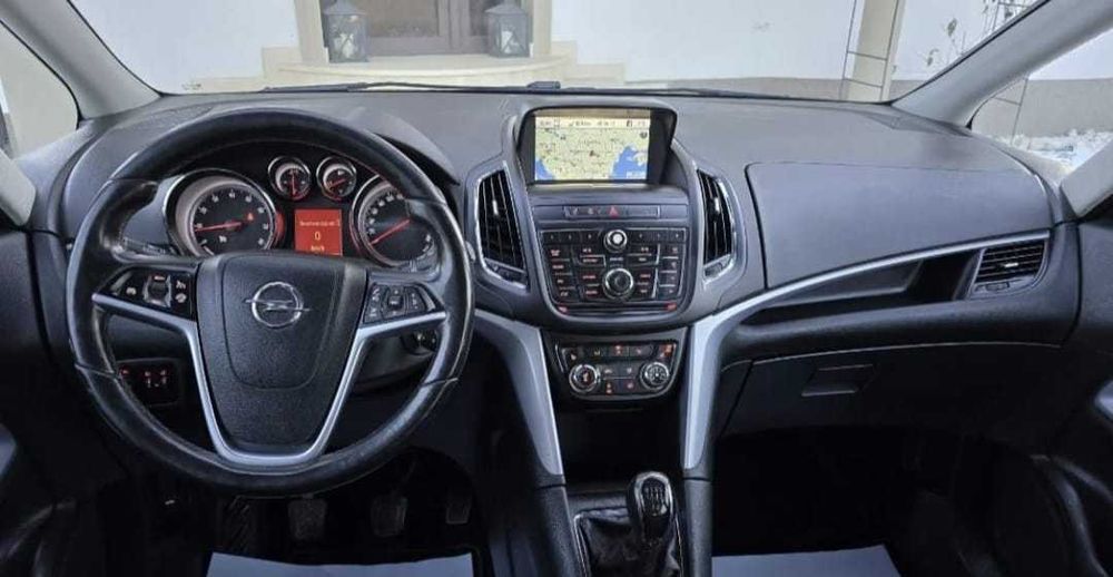 Vand Opel Zafira URGENT!!