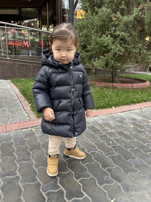 Армани пуховик для девочки 98 размер