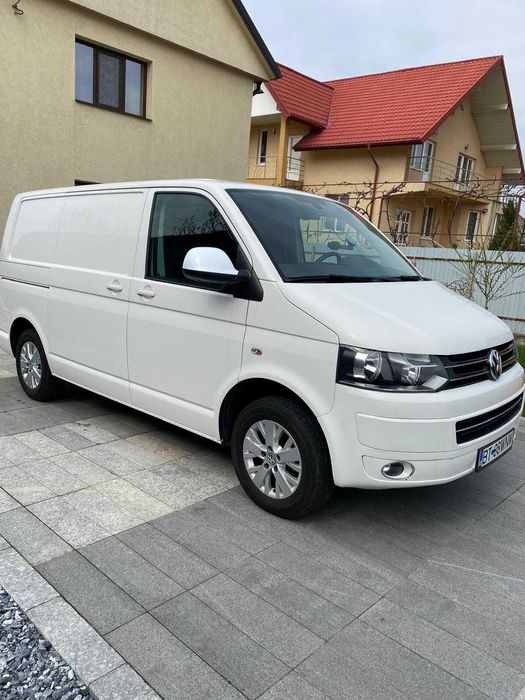 Vând VW transporter T5 an 2014